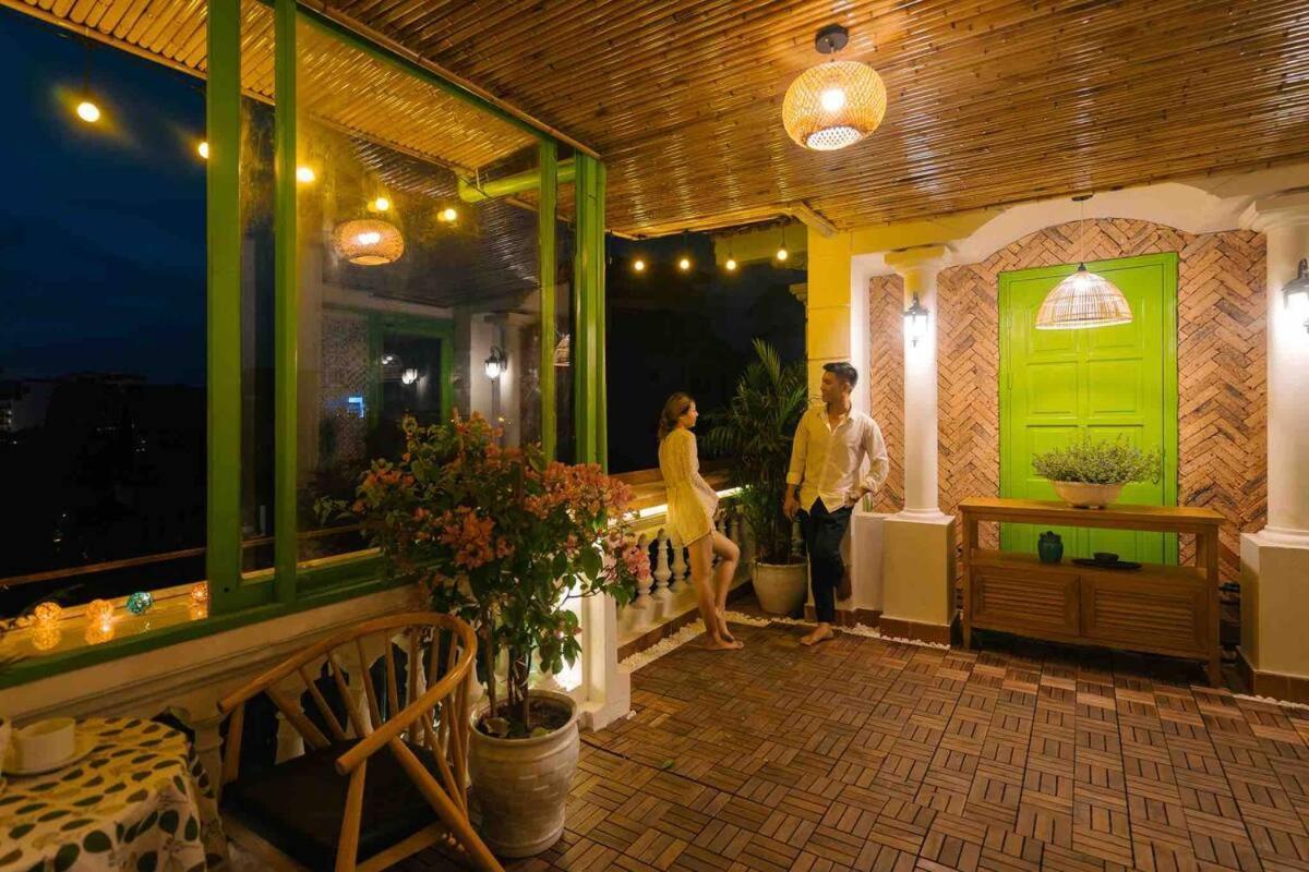 Khách sạn Eden Westlake - The Art 3*