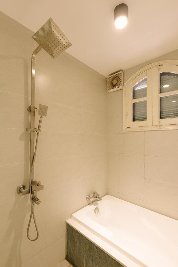 Khách sạn Eden Westlake - The Art 3*